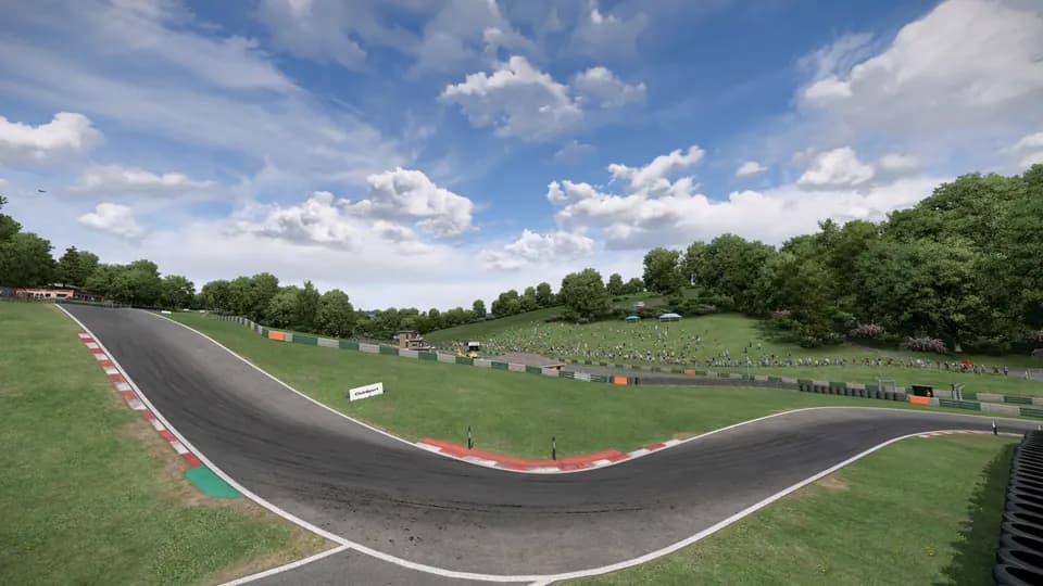 Cadwell Park track photo