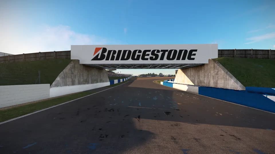 Silverstone 2001 International photo