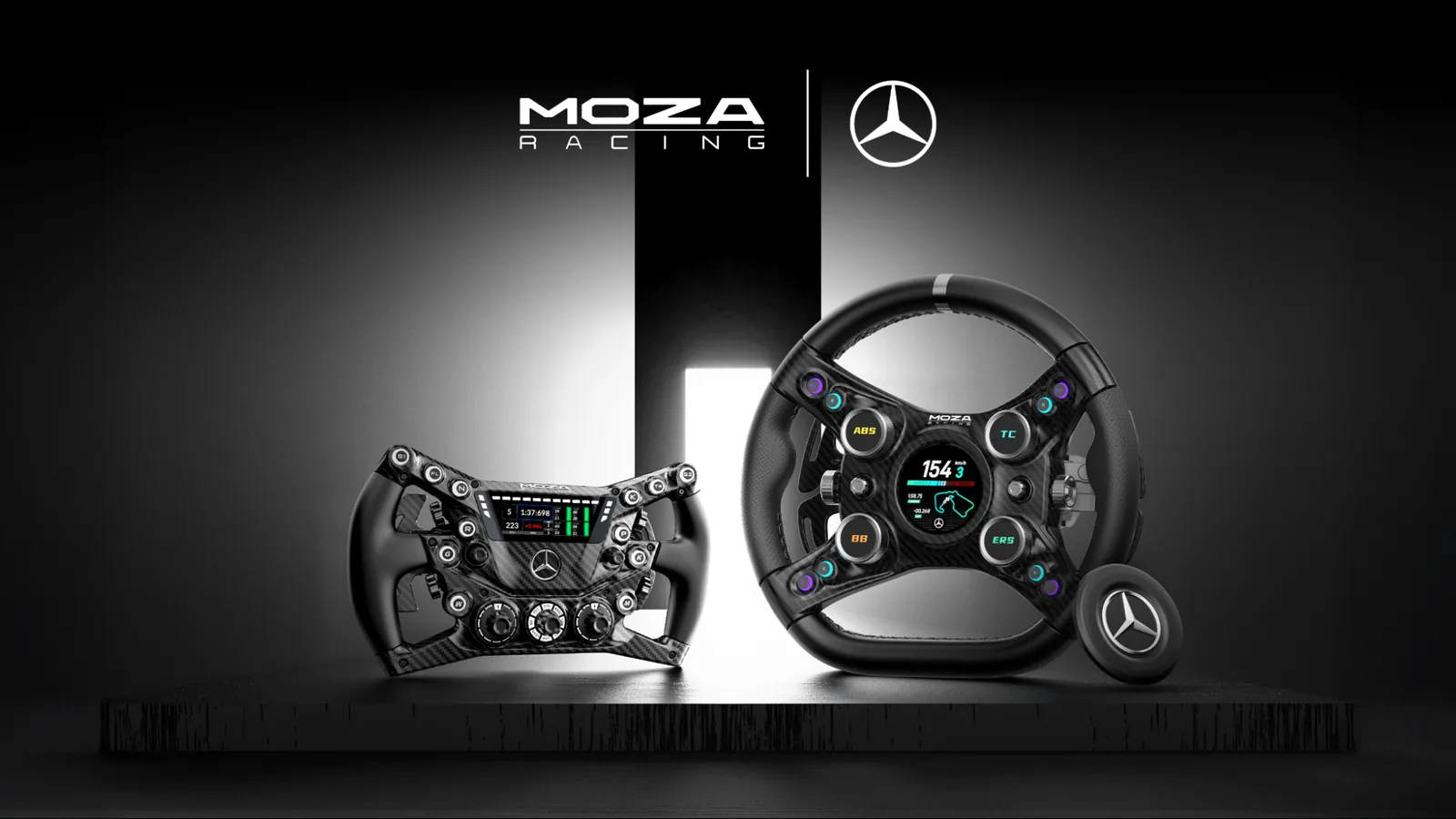 MOZA and Mercedes-Benz unveil two officially licensed wheels at Gamescom 2026